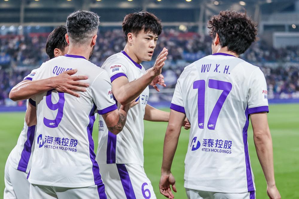 萨乌尔精彩表现引领球队攻防两端全面提升解析