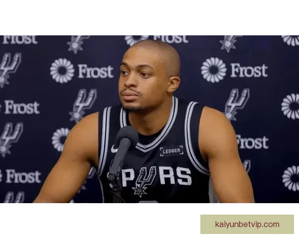 凯尔登约翰逊自称效率高助力球队斩获佳绩质疑最佳第六人称号